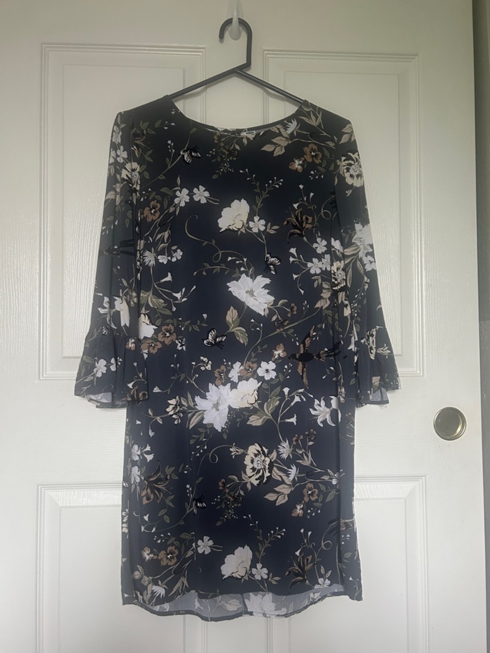 Old Navy Navy Floral Bell-Sleeve Shift Dress
